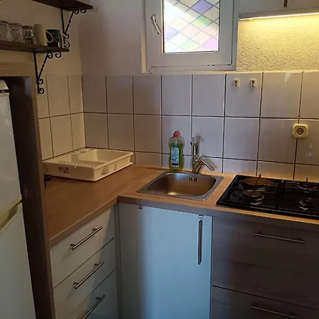 Standardstudio Fuer Kleine Familien By Interhome Apartman