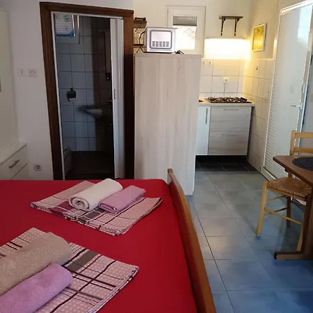 Standardstudio Fuer Kleine Familien By Interhome * ביוגראד נה מורו