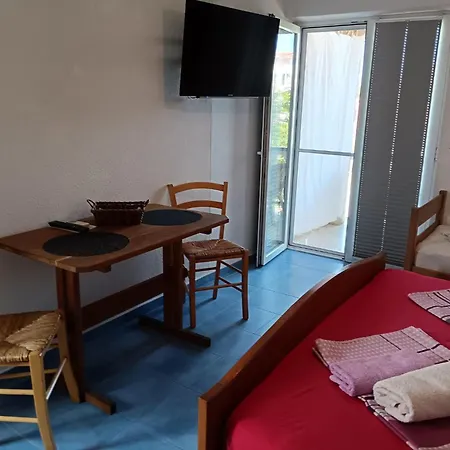 Standardstudio Fuer Kleine Familien By Interhome Apartmán *