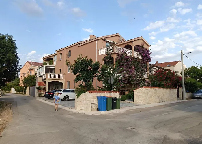 Standardstudio Fuer Kleine Familien By Interhome Apartmán Biograd Na Moru
